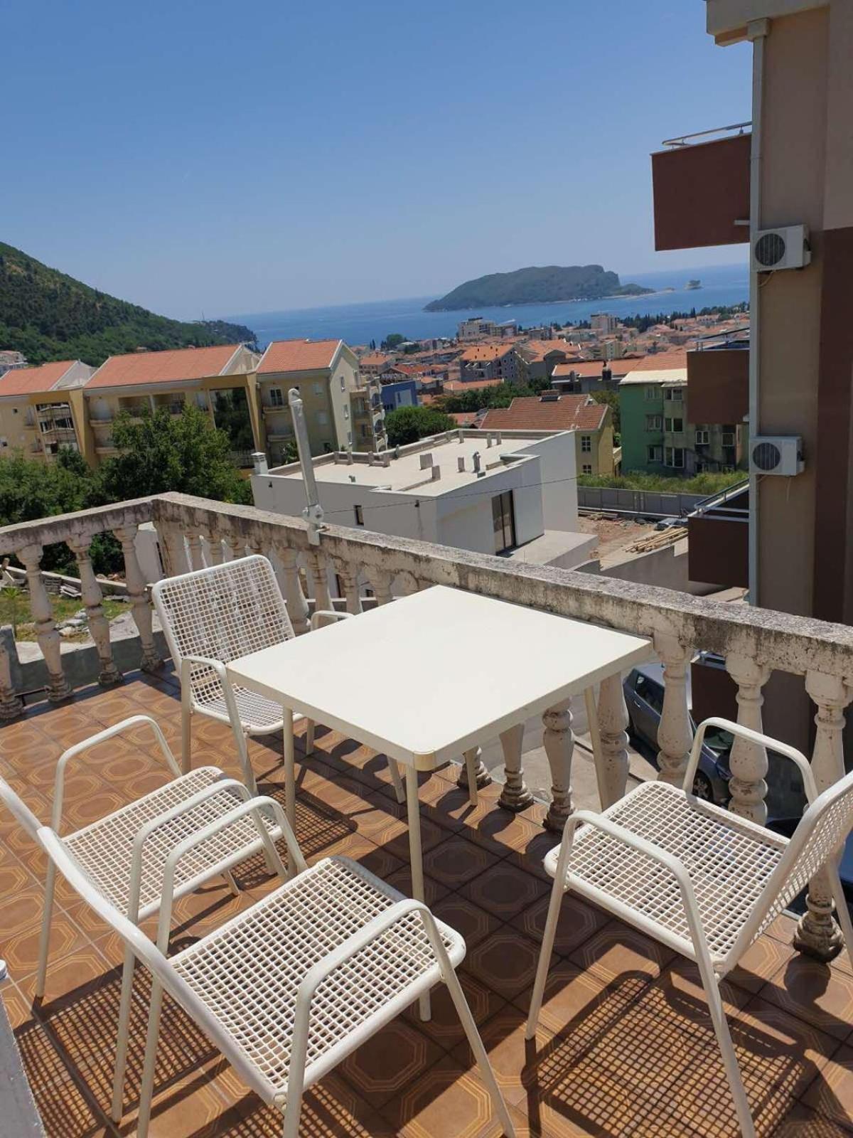 Lux * Budva